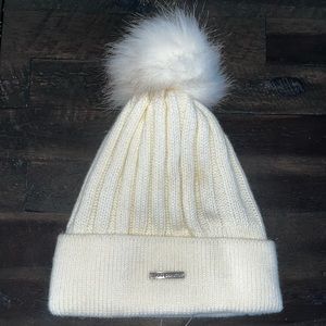 NEW Vince Camuto Pom Pom Beanie Winter Hat